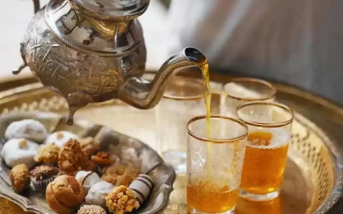 Aid al-Fitr: Celebrating Ramadan's End & Global Traditions